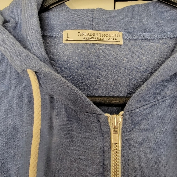 2 Threads 4 Though sustainable  cotton zip Hodie - Picture 6 of 8